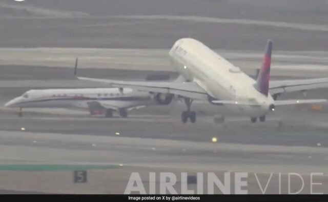 1um27dqg_plane-collision-averted-_625x300_31_December_24.jpeg