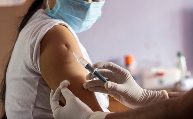 p43ekojg_covid-vaccination-istock_625x300_10_December_24.jpg