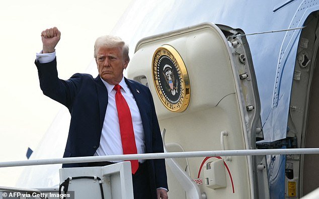 94525423-14326467-President_Donald_Trump_pictured_on_Saturday_has_expressed_an_int-m-17_173788263717.jpeg