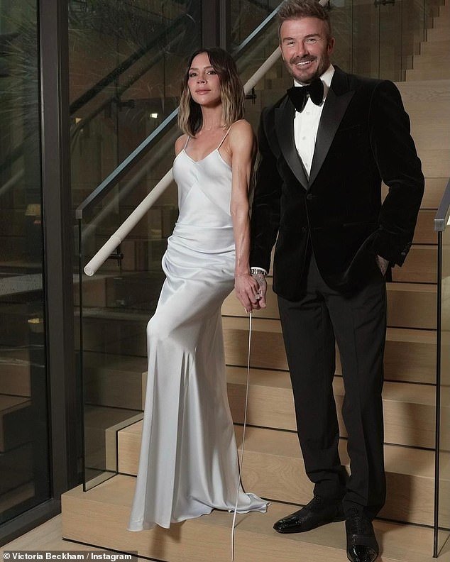 96762585-14556337-David_Beckham_49_got_suited_and_booted_with_his_glamorous_wife_V-a-64_174345161168.jpeg