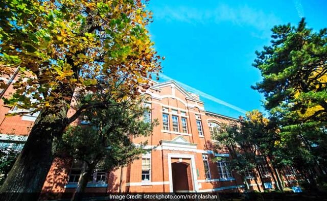 japan-university-kyoto_650x400_41493101418.jpg