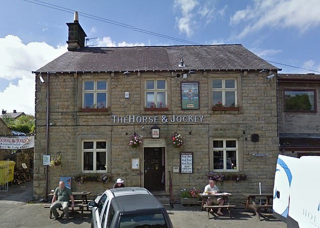 86892143-14678733-The_landlord_of_the_Horse_and_Jockey_has_since_apologised_to_inn-a-1_1746428918378.jpeg