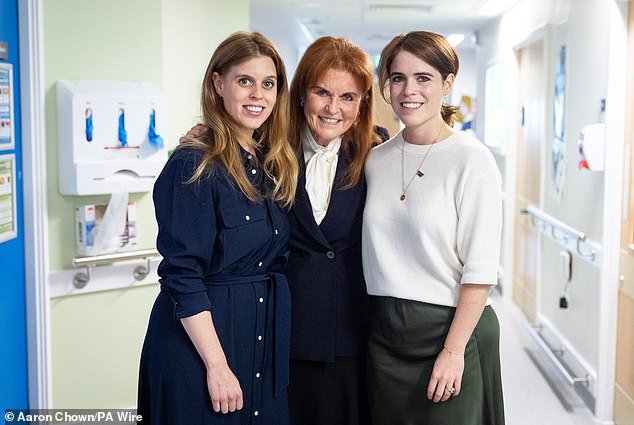 98627701-14736869-Princesses_Beatrice_and_Eugenie_pictured_with_their_mother_Sarah-a-7_1747866592923.jpeg