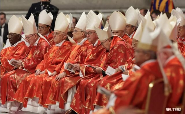 trdp24oo_cardinals-at-sistine-chapel-pope-election-reuters_625x300_07_May_25.jpeg
