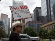 Dentro de la lucha de Calgary por el fluoruro en el agua