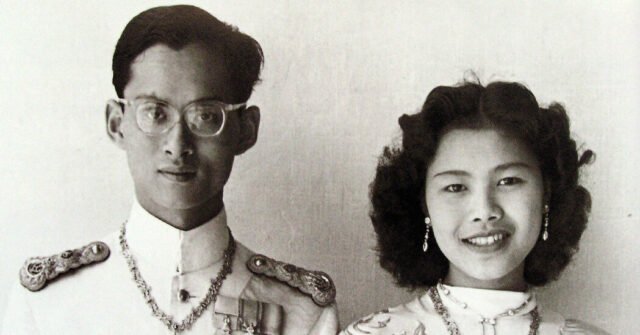 00sirikit-image1-facebookJumbo.jpg