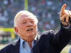 Jerry Jones hace una declaración sorprendente sobre la gran necesidad de los Cowboys después de los rumores de Max Crosby
