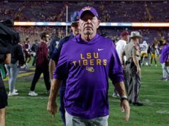 La aplastante victoria de Texas A&M calienta a Brian Kelly de LSU