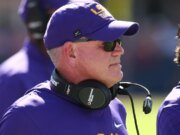 El director deportivo de LSU explica por qué despidió a Brian Kelly en medio de una temporada 5-3