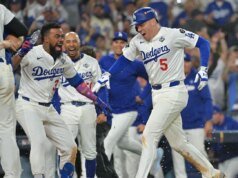 Se batieron todos los récords durante el Juego 3 de la Serie Mundial de 18 entradas entre Dodgers y Azulejos.