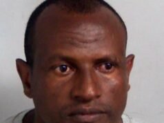 Wes Street se ha visto obligado a hacer un llamamiento humillante al público para ayudar a encontrar a un delincuente sexual migrante fugitivo mientras continúa una persecución en el este de Londres.