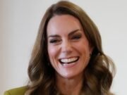 Kate envía un mensaje de buena suerte a las estrellas del rugby de Inglaterra contra Australia en Wembley