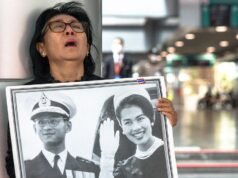 La reina Sirikit de Tailandia muere a los 93 años: la nación está de luto porque el ícono de estilo del actual rey muere pacíficamente en el Hospital Muhyam