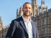 Quentin Letts: Los laboristas aterrorizados están perdiendo ahora más votos frente a los estúpidos Verdes de Izquierda de Jack Polanski que frente al travieso Nigel Farage, y esa es una gran noticia para Kemmy