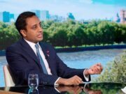 Reform UK defiende a la diputada Sarah Pochin, a quien llamaron “racista” después de que se quejara de anuncios “llenos de gente negra, llenos de asiáticos”
