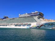 Crucero noruego rescata a 63 personas perdidas en el mar