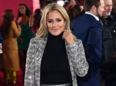 Las acusaciones de agresión de Caroline Flack “no tienen sentido” y su condición de celebridad fue la “única explicación” que ahora argumenta el ex fiscal del CPS mientras la madre de la fallecida estrella busca respuestas en un nuevo documental.