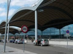 Cinco vuelos con turistas británicos se vieron obligados a desviarse tras avistar un misterioso dron cerca del aeropuerto de Alicante