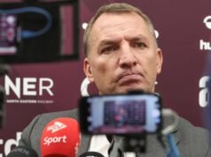 Sí, había dos lados en la historia del Celtic… pero el ataque al estilo Trump de Dermot Desmond sólo logró martirizar a Brendan Rodgers.