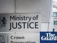 Los suicidios que involucran abuso doméstico deben investigarse como posibles homicidios, dicen familias del Reino Unido. Violencia doméstica