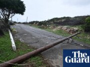 Los jamaicanos buscan refugio en Jamaica mientras el huracán Melissa toca tierra como tormenta de categoría 5