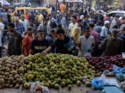 A Gaza llegan más alimentos, pero todavía no son suficientes