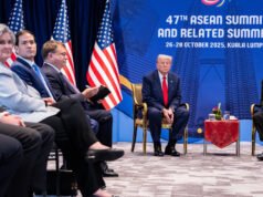 Día 1 del viaje de Trump a Asia: espectacularidad llamativa pero sustancia turbia
