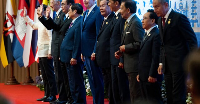 26int-asean-explainer-kzml-facebookJumbo.jpg