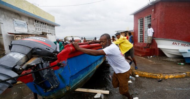 26int-hurricane-melissa-bkpt-facebookJumbo.jpg