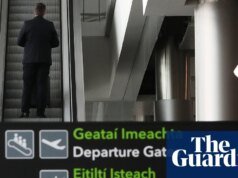 Los padres de NI atrapados en la represión del Reino Unido pierden las prestaciones por hijos después de viajar por Dublín | Irlanda del Norte