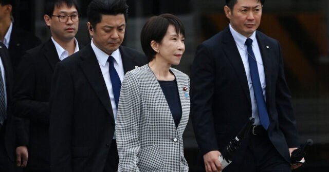 27int-japan-trump-jlgt-facebookJumbo.jpg