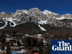 El aumento de los precios de los pases de esquí en Italia podría significar que el deporte es sólo para los ricos, advierte el organismo de control de Italia