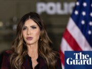 Christie Noem rechaza petición para poner fin a la represión migratoria para Halloween | cristian noem