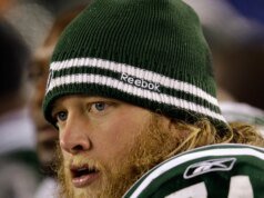 La ex estrella de los NY Jets, Nick Mangold, murió por complicaciones de una enfermedad renal.