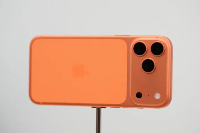 Apple_New_iPhones_79947_6f2030-1.jpg