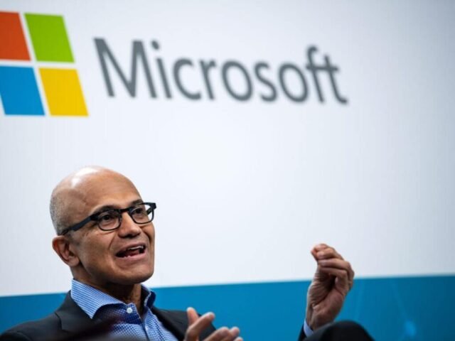 Microsoft-Satya-Nadella-Scroogled.jpg