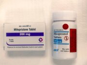 La decisión de la FDA sobre la mifepristona confundió a ambas partes