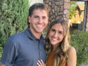 Recién casados de Texas quedan varados en Jamaica tras el paso del huracán Melissa de categoría 5