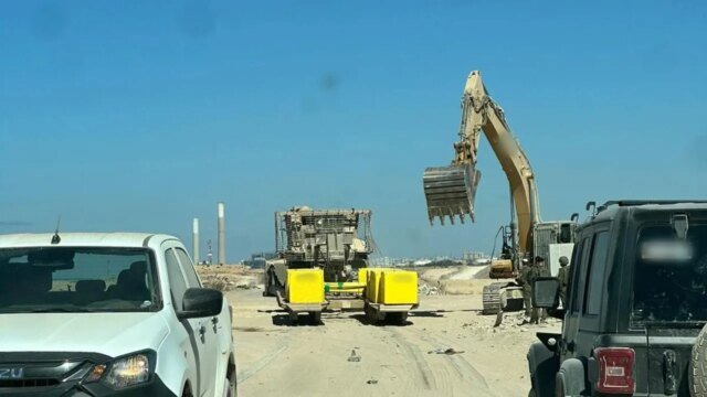 gaza-yellowlinemarking10.jpg