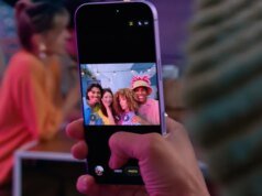 iOS 26.1 permitirá que aplicaciones de terceros realicen copias de seguridad de fotos en segundo plano