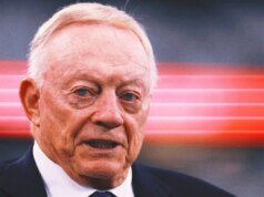 Jerry Jones dice que los erráticos Cowboys ‘mejoraron’ después de la explosión de los Broncos