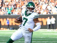 Justin Fields revela un momento emotivo antes de llevar a los Jets a la primera victoria