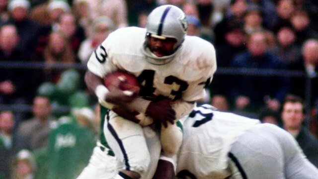 nfl-raiders-george-atkinson-102725-1.jpg