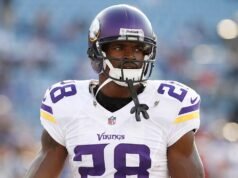 Adrian Peterson arrestado por cargo de DWI