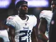 Rastreador de fecha límite de cambios de la NFL 2025: los Rams reciben ayuda de esquinero de los Titans
