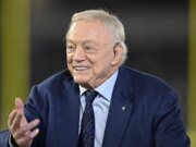 Troy Aikman cuestiona la afirmación de Jerry Jones de que los Cowboys hicieron un intercambio