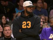 Una posible línea de tiempo para el debut de la temporada de la superestrella de los Lakers