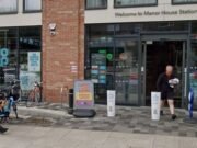 PENSIONISTA, de 87 años, fue asesinada en la calle por llevar una caja de cereales, tarta casera y un periódico en su bolso, según escuchó el tribunal