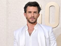 El actor de Wicked y Jurassic World Reborn, Jonathan Bailey, nombrado el hombre vivo más sexy según la revista People