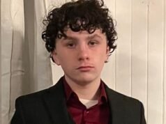 Niño de 15 años asesinado a puñaladas mientras 100 adolescentes descienden a una fiesta en una casa de Nueva York